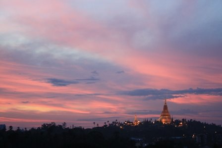 Shwedagon Paya (pagoda) is the largest Buddhist pagoda complex in Myanmar (Burma).